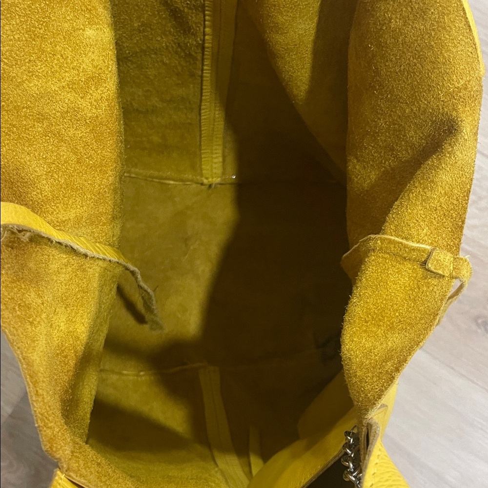 Genuine Leather Yellow Bag - Picture 4 of 4